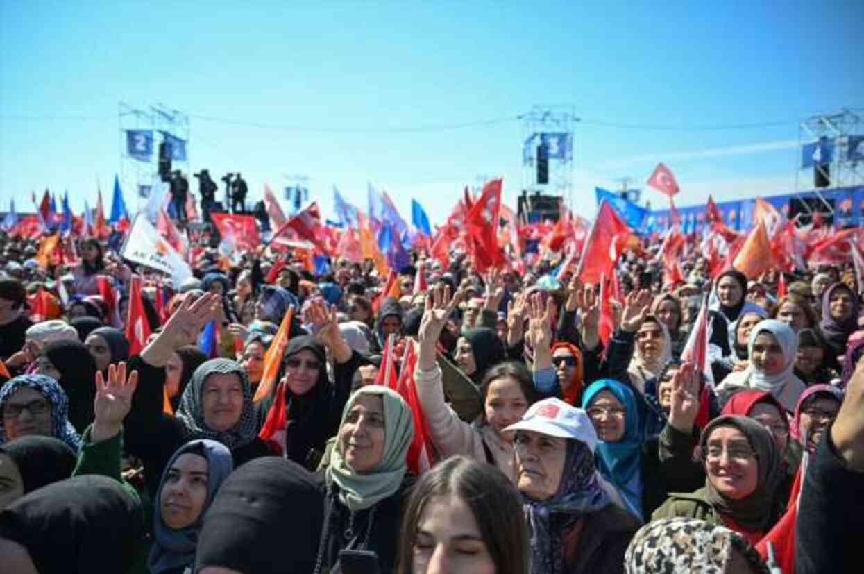 Cumhurbaşkanı Erdoğan: Ekrem denen arkadaşla İstanbul 30 yıl geriye gitti Cumhurbaşkanı Erdoğan: Ekrem denen arkadaşla İstanbul 30 yıl geriye gitti