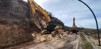 Diyarbakır'da Zülkifl ve Elyesa peygamberlerin ziyaret tepesi yolu heyelan nedeniyle kapatıldı