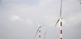 Bangladeş'te Çinli işletmelerin yatırımıyla rüzgar santrali faaliyete geçti