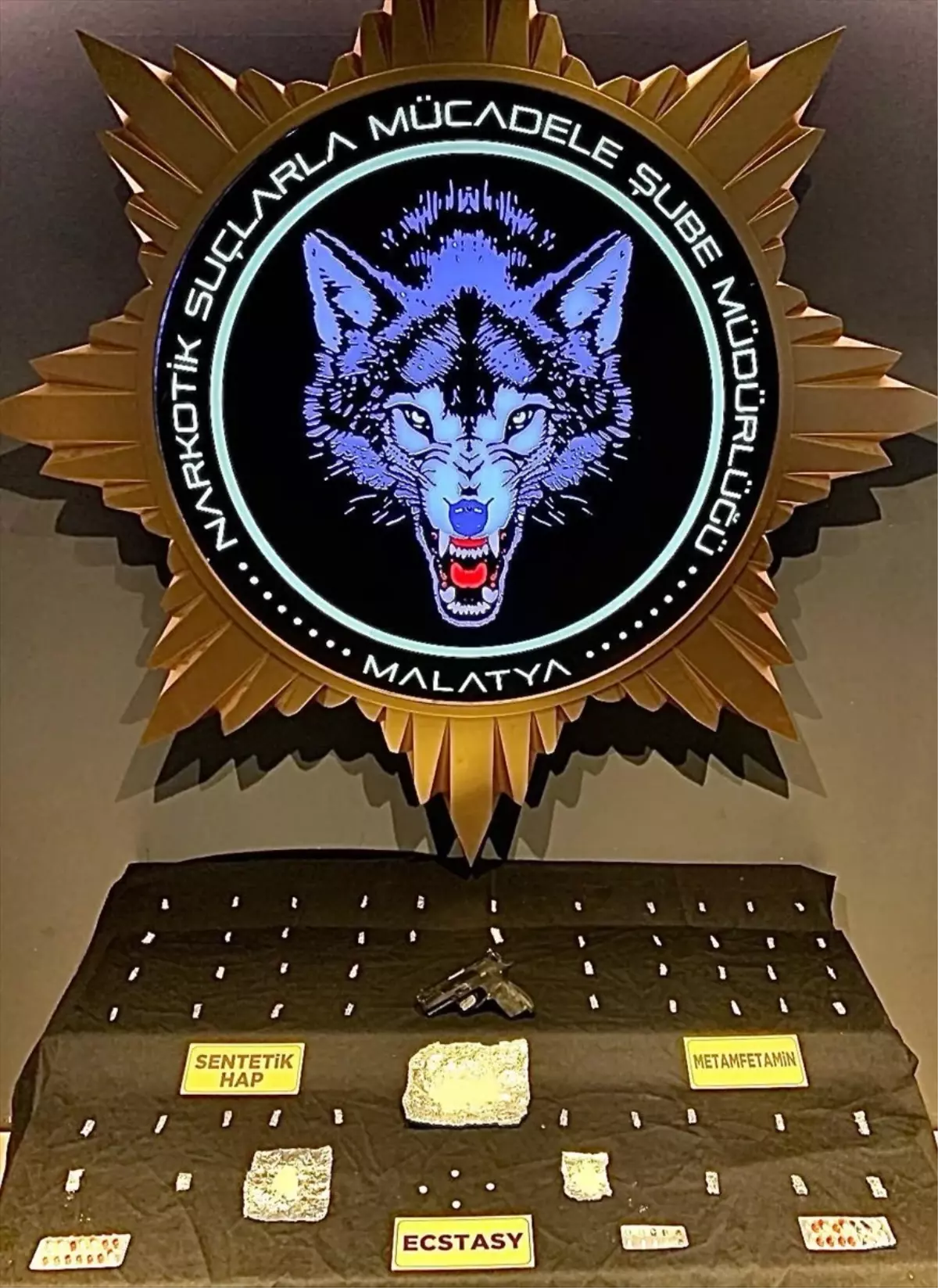 Malatya'da sokak satıcılarına yönelik uyuşturucu operasyonunda 2 tutuklama