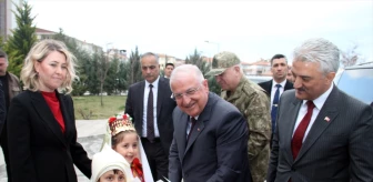 Milli Savunma Bakanı Yaşar Güler, Kırıkkale Valisi Mehmet Makas'a ziyarette bulundu
