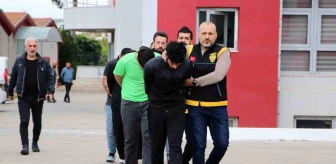 Adana'da Motosiklet Hırsızları Yakalandı
