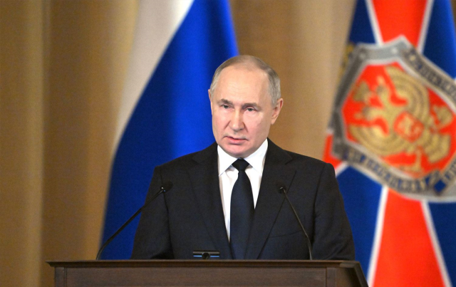 Putin: ABD, Moskova'daki terör saldırısını DEAŞ'ın yaptığına ikna etmeye çalışıyor