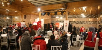 Türk Kızılay Diyarbakır Şubesi Yetim Çocuklar İçin İftar Programı Düzenledi