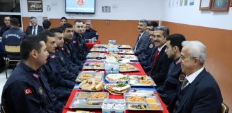 Kırklareli Valisi Birol Ekici, jandarma personeli ile iftar programında buluştu