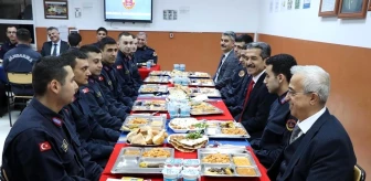 Kırklareli Valisi Birol Ekici Jandarma Personeli ile İftarda Buluştu