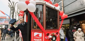 Pendik Belediyesi, güneş enerjisiyle çalışan nostaljik tramvayı hizmete sundu