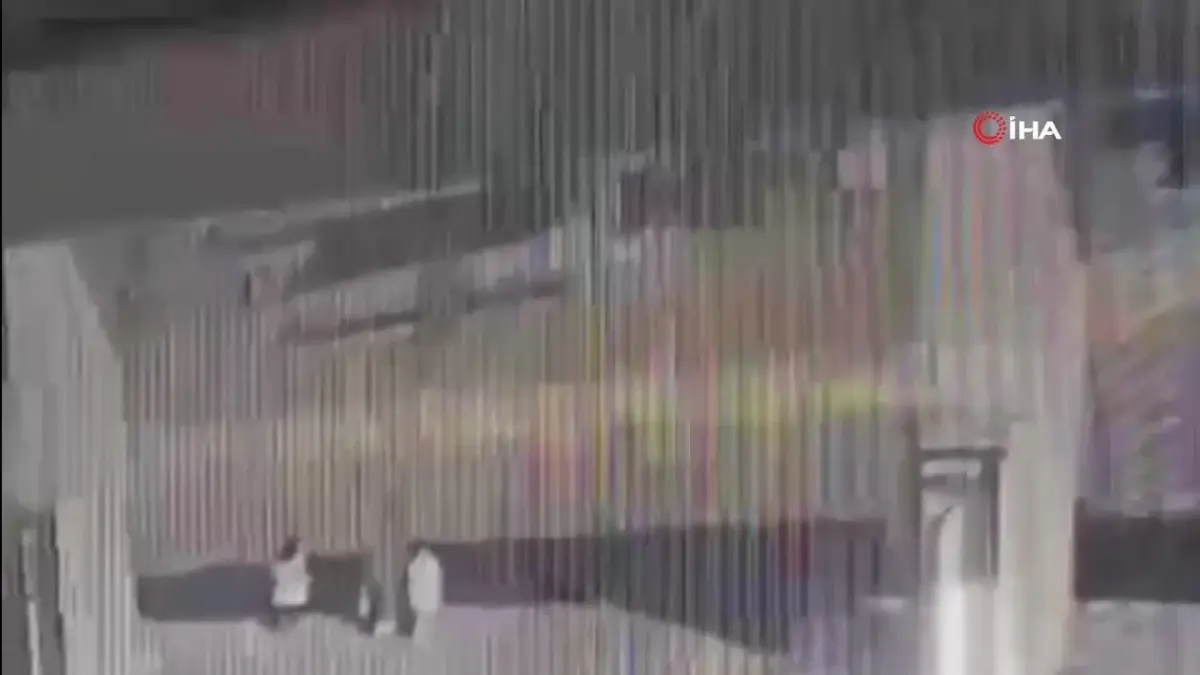Sultanbeyli'de 5 yaşındaki kız çocuğuna çarpan sürücü tutuklandı
