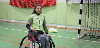 Torku Şekerspor'un Para Badminton sporcusu Emine Seçkin, 2024 Paralimpik Oyunları'na katılmayı garantiledi