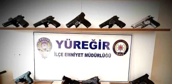 Adana'da Yüreğir polisleri 9 ruhsatsız tabanca ele geçirdi