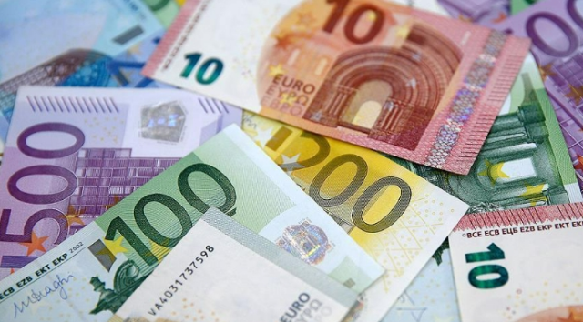 Euro ne kadar, 1 Euro kaç TL? Euro yükseliyor mu? 27 Mart Euro kaç lira?