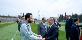 Gaziantep Valisi Kemal Çeber, Gaziantep Futbol Kulübü'nü ziyaret etti