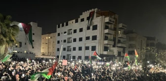 Ürdün'de İsrail Büyükelçiliği'nin kapanması talebiyle gösteri düzenlendi