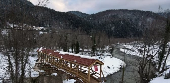 Kastamonu'da yıkılan tarihi köprü yeniden hizmete girdi
