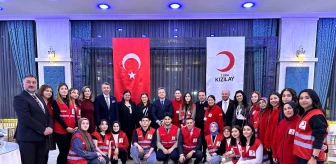 Türk Kızılay, Dünya Yetimler Günü'nde çocuklara iftar verdi