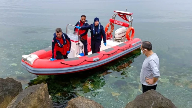 Bandırma'da denizde erkek cesedi bulundu