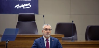 Çalışma ve Sosyal Güvenlik Bakanı Vedat Işıkhan, Emeklilere Yeni Promosyon Ödemeleri ve Zam Müjdesi Verdi