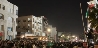 Ürdünlüler İsrail Büyükelçiliği Yakınında Gösterilere Devam Ediyor