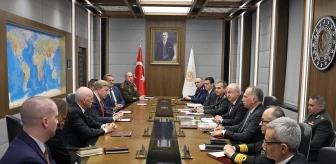 Milli Savunma Bakanı Yaşar Güler, ABD Temsilciler Meclisi Silahlı Hizmetler Komitesi heyetiyle bir araya geldi