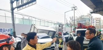 Seul'da 13 aracın karıştığı zincirleme trafik kazasında 17 kişi yaralandı