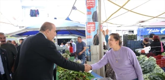 Cumhur İttifakı'nın Muğla Büyükşehir Belediye Başkan adayı Aydın Ayaydın Ortaca'da pazar yeri ziyaretlerinde bulundu