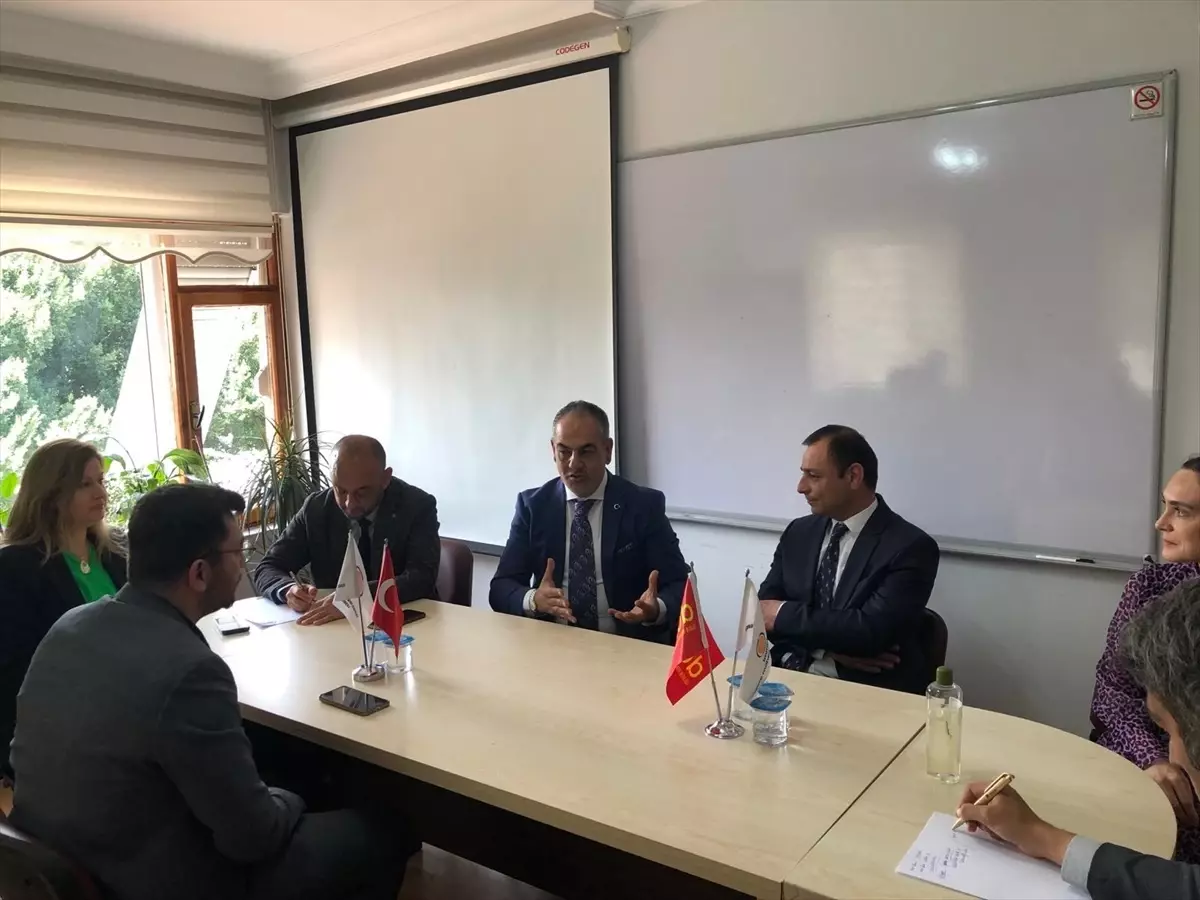 Muratpaşa Belediye Başkan Adayı Manavoğlu, Çevre Mühendisleri Odası'nı Ziyaret Etti