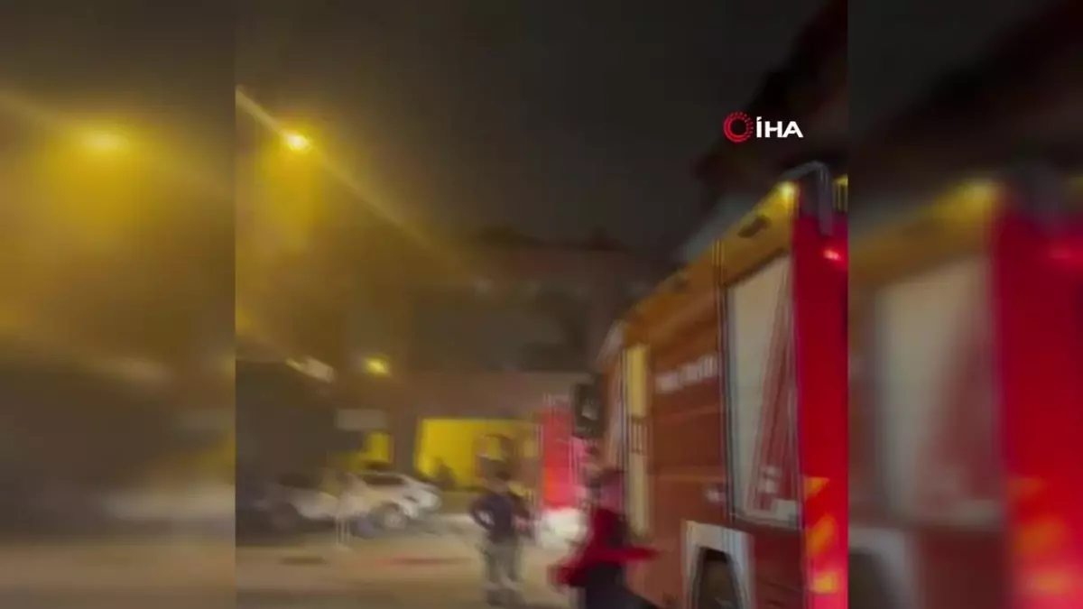 Ümraniye'de iş yerinde çıkan yangın kontrol altına alındı