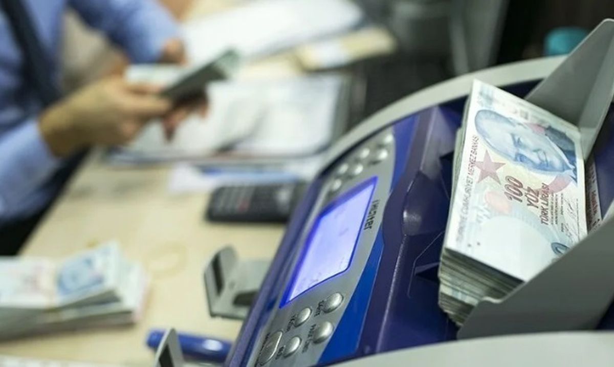 1 Nisan bankalar tatil mi?
