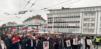 Solingen'de Yangında Hayatını Kaybeden Türk Kökenli Bulgaristan Vatandaşları İçin Yürüyüş ve Anma Programı Düzenlendi