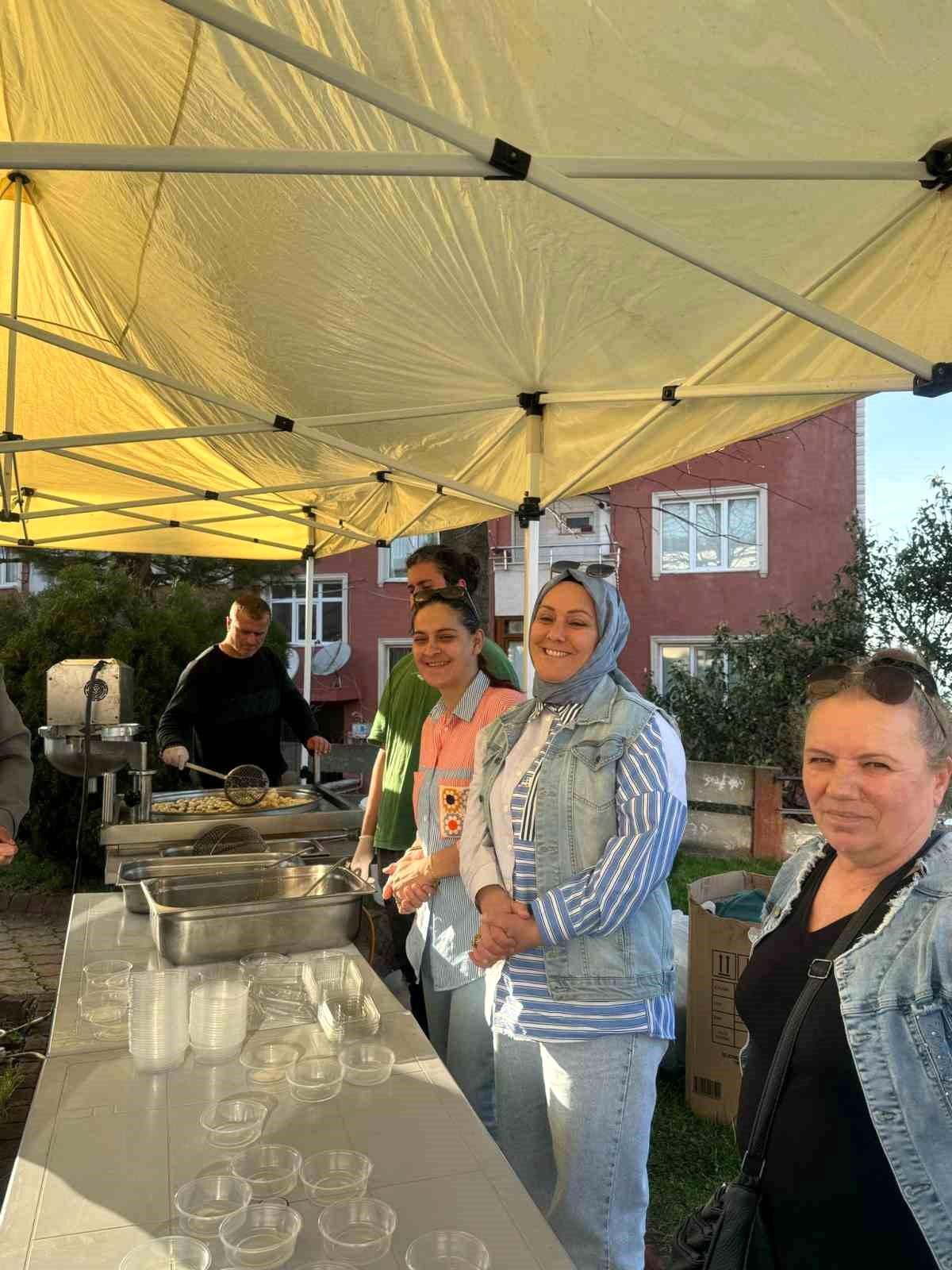 Zonguldak'ın Kilimli İlçesi Hisararkası Mahallesi Muhtar Adayı Bilgin Bayat Seçmenlerle Buluştu