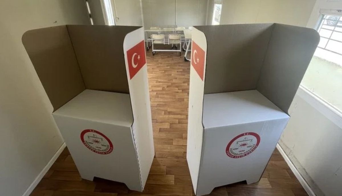 Telefonla oy kabinine girilir mi? Cep telefonu ile oy kullanmak yasak mı?