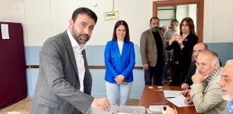 AK Parti Karabük Milletvekili Cem Şahin, Mahalli İdareler Genel Seçimleri için oyunu verdi