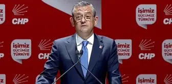 CHP lideri Özgür Özel sonuçları değerlendirirken gözyaşlarını tutamadı