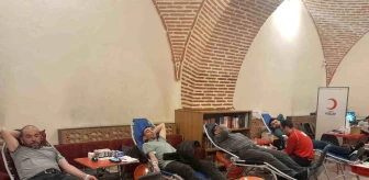 Konya'da Kızılay Kan Bağışı Kampanyası Düzenlendi