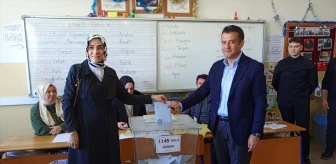 AK Parti Samsun Büyükşehir Belediye Başkan Adayı Halit Doğan Oy Kullandı