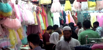 Bangladeş'te Ramazan Bayramı Alışverişi