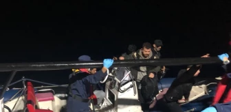 Muğla'nın Datça ilçesi açıklarında 17 düzensiz göçmen kurtarıldı
