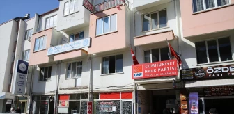 Denizli'de CHP binasının balkonu çöktü: 1 ölü, 17 yaralı