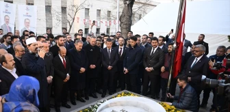 BBP Genel Başkanı Mustafa Destici, Muhsin Yazıcıoğlu'nun mezarını ziyaret etti