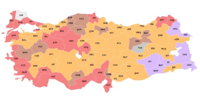 Özel'in yüzünü güldüren harita! CHP 420 belediye başkanlığı kazanmayı başardı
