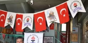 Sivrihisar Eğitim, Kültür ve Dayanışma Vakfı Ramazan Ayında İhtiyaç Sahiplerine Yardım Ediyor