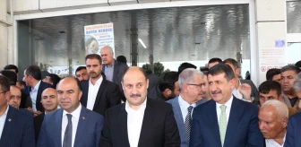 Şanlıurfa Büyükşehir Belediye Başkanı Mehmet Kasım Gülpınar tebrikleri kabul etti