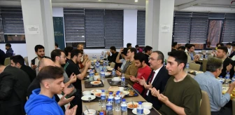 Tekirdağ Valisi Recep Soytürk, Namık Kemal Üniversitesi öğrencileriyle iftar yaptı
