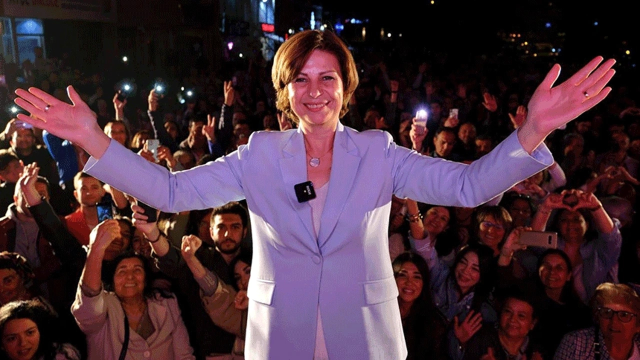 CHP'li Eskişehir Büyükşehir Belediye Başkanı Ayşe Ünlüce