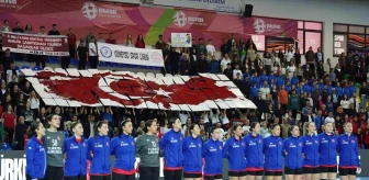 A Milli Kadın Hentbol Takımı Karadağ'a mağlup oldu