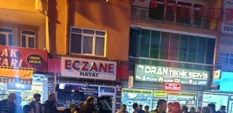 Ankara'da motosiklet yayaya çarptı, 2 kişi yaralandı