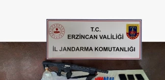 Erzincan'da İl Jandarma Komutanlığından Asayiş, Trafik ve Kaçakçılık Operasyonları