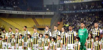 Fenerbahçe, Adana Demirspor karşısına 5 değişiklikle çıktı