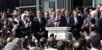 AK Parti'den Malatya Büyükşehir Belediye Başkanı Sami Er ve diğer belediye başkanları mazbatalarını aldı