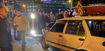 Rize Ardeşen'de Kafa Kafaya Çarpışan Otomobillerde 7 Kişi Yaralandı
